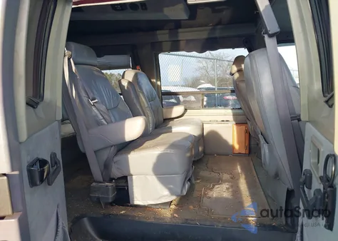 2000 Dodge Ram Van 1500 Conversion z USA, uszkodzony, nr VIN 2B6HB11Y4YK172120